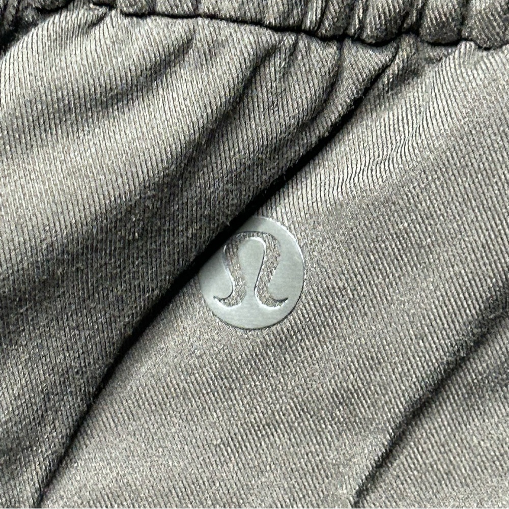 Lululemon Essential Affinity Mid Rise Jogger - Picture 4 of 7